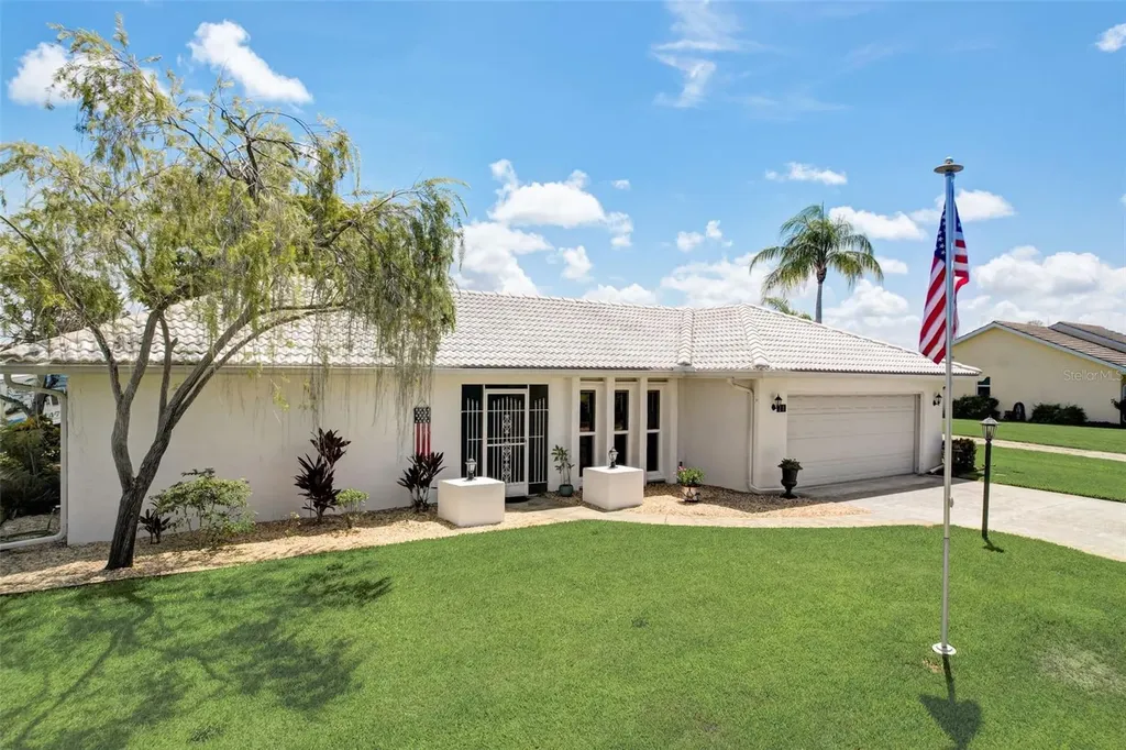 28 Bridge Street Englewood FL 34223