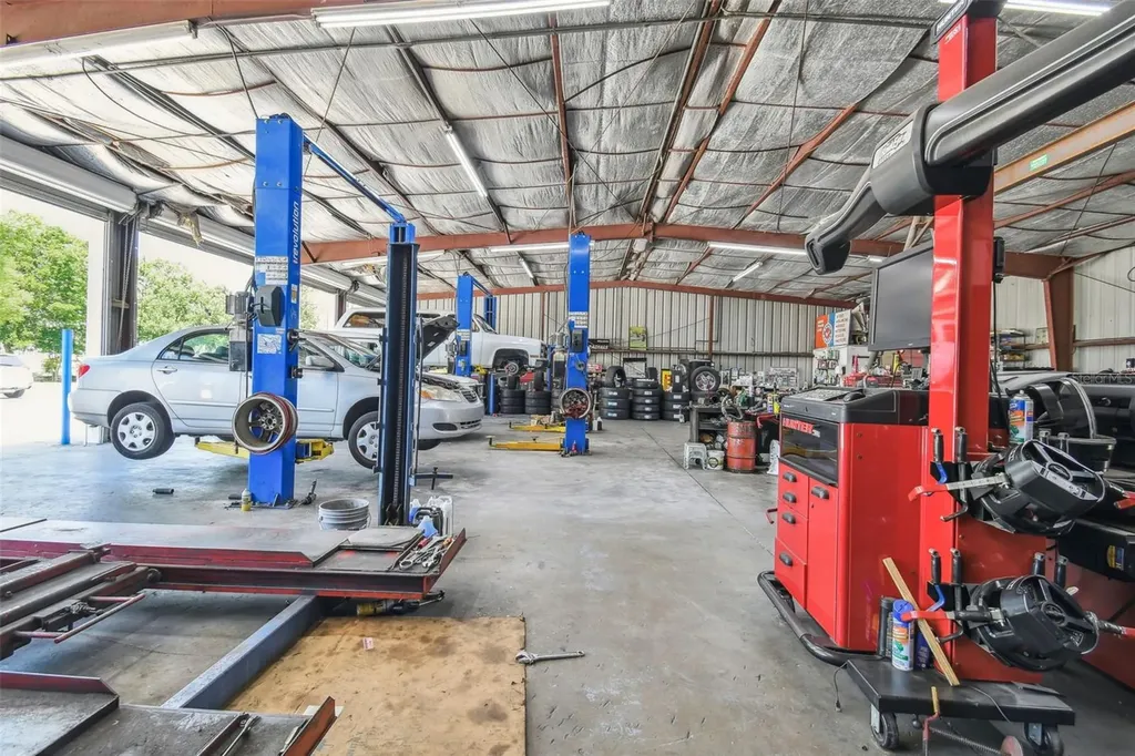 304 Avenue E SW Winter Haven FL 33880