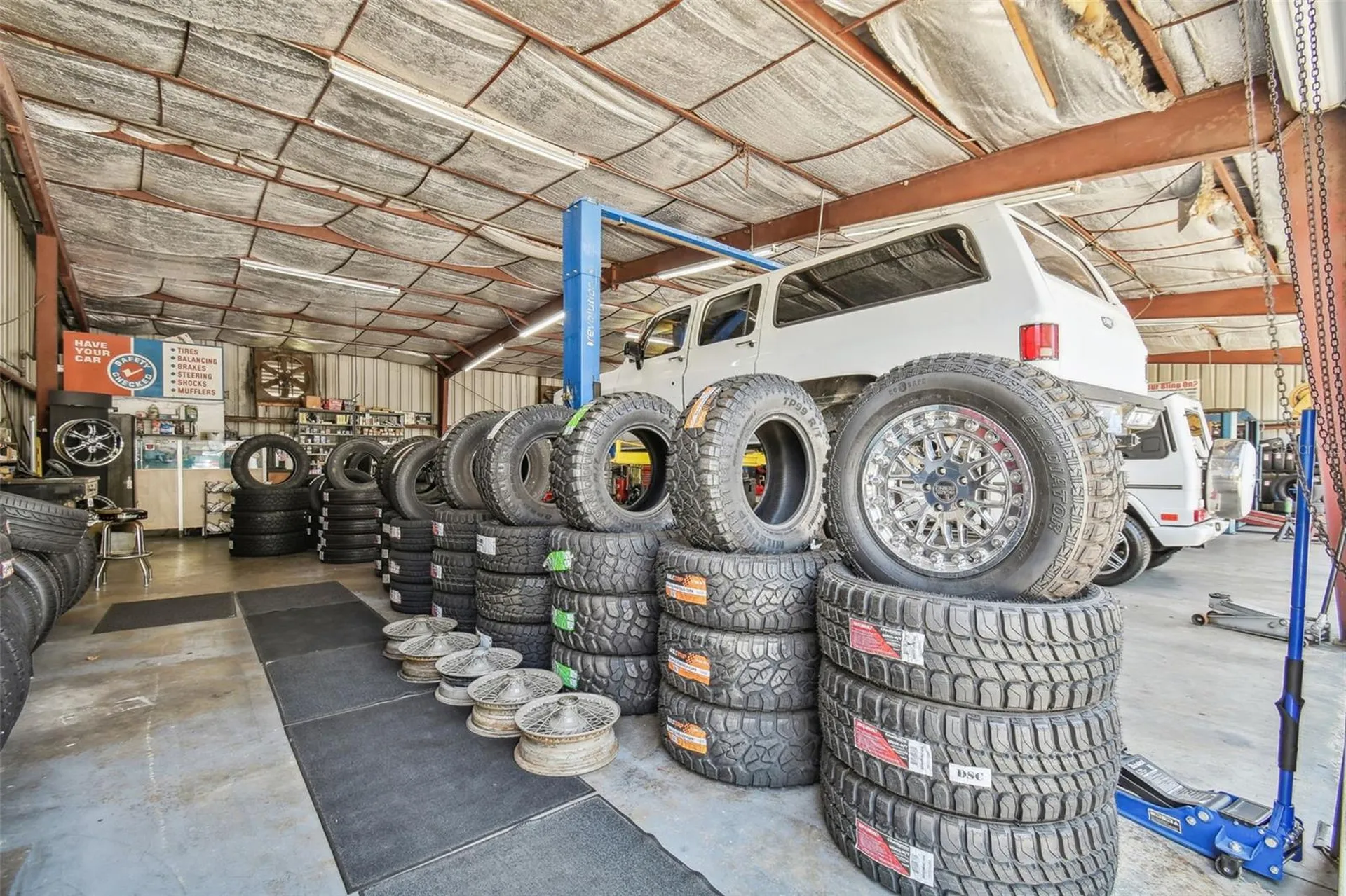 304 Avenue E SW Winter Haven FL 33880