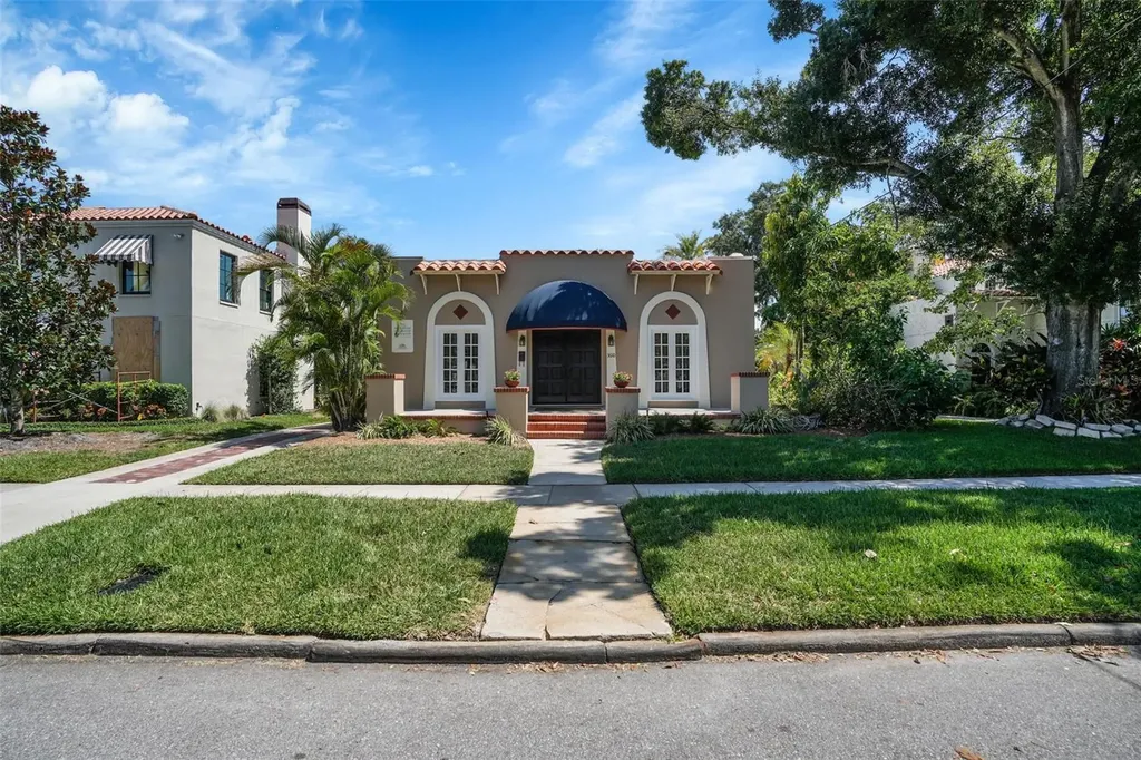 3610 W San Juan Street Tampa FL 33629