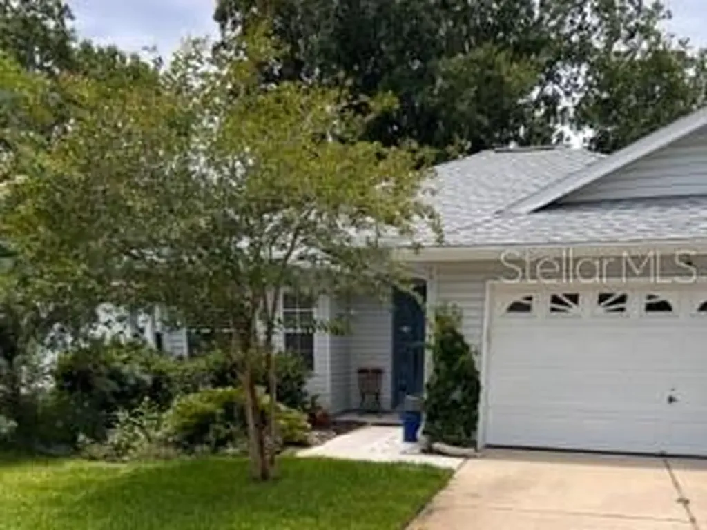 2170 Featherwood Drive W Jacksonville FL 32233
