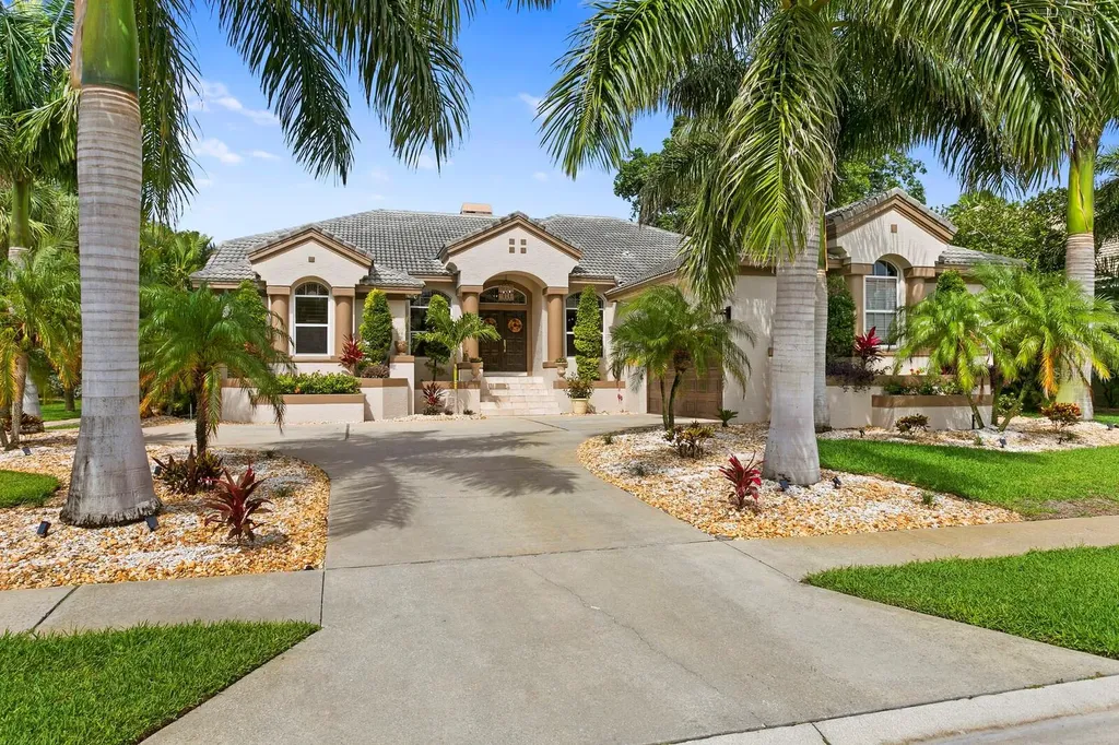 6227 Pasadena Point Boulevard Gulfport FL 33707