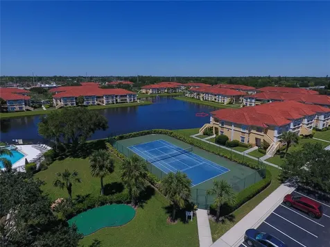 1005 Villagio Circle Sarasota FL 34237