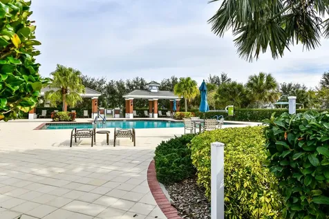 1921 Orange Lake Cove Bradenton FL 34211