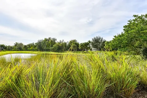 1921 Orange Lake Cove Bradenton FL 34211