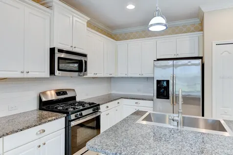 1921 Orange Lake Cove Bradenton FL 34211