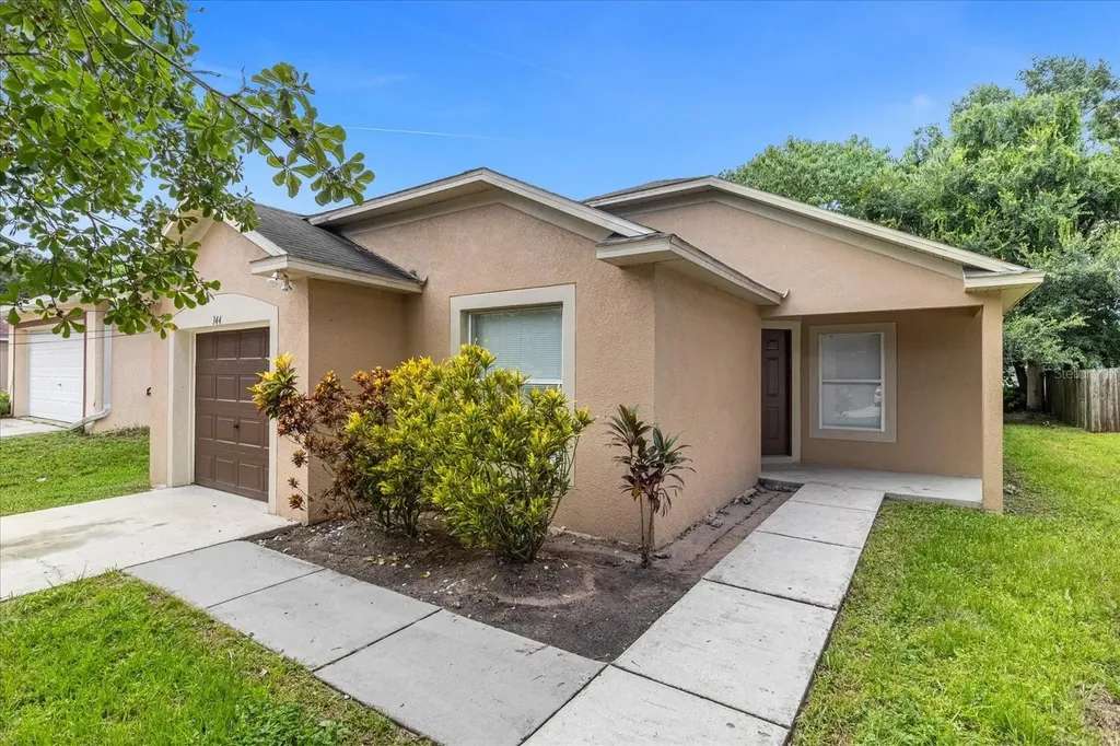344 Dover Street Orlando FL 32811
