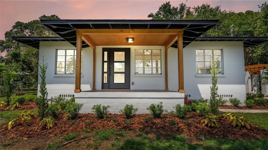 212 Lake Bonny Drive E Lakeland FL 33801