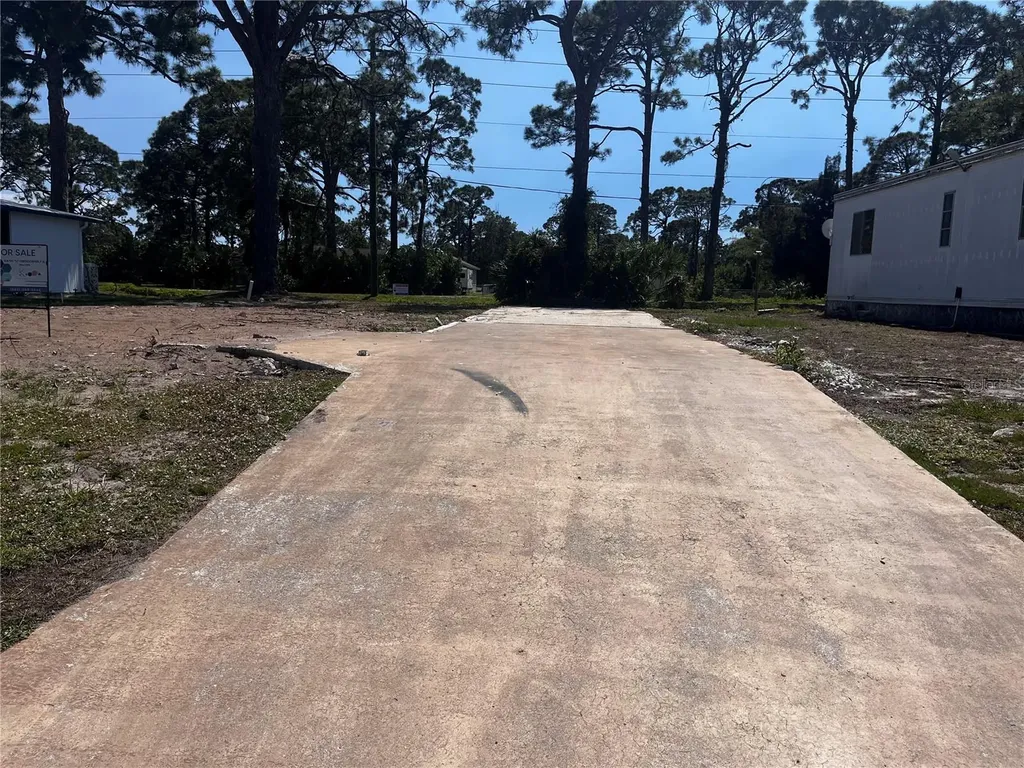 181 S Fiji Circle Englewood FL 34223