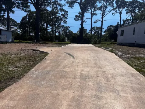 181 S Fiji Circle Englewood FL 34223