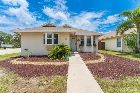 100 42nd Avenue N St Petersburg FL 33703