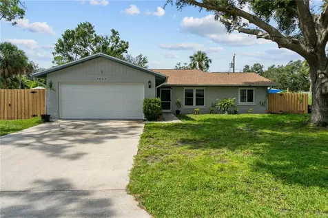 4803 Batchelor Avenue North Port FL 34287