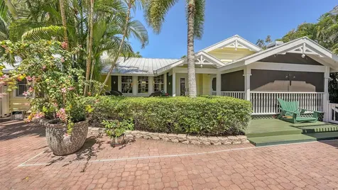1845 Bougainvillea Street Sarasota FL 34239