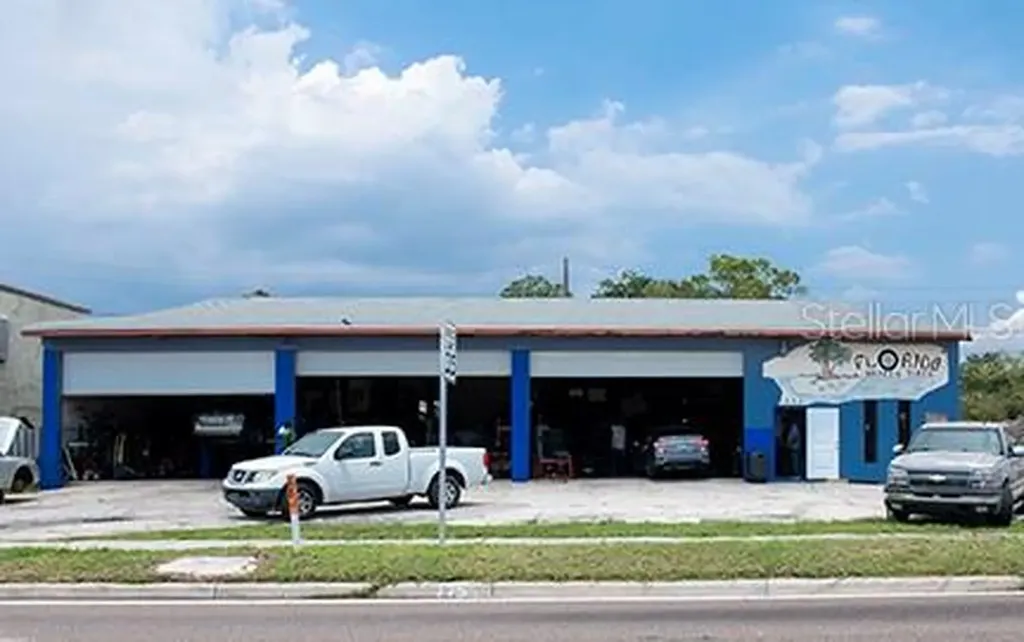 1254 34th Street S St Petersburg FL 33711