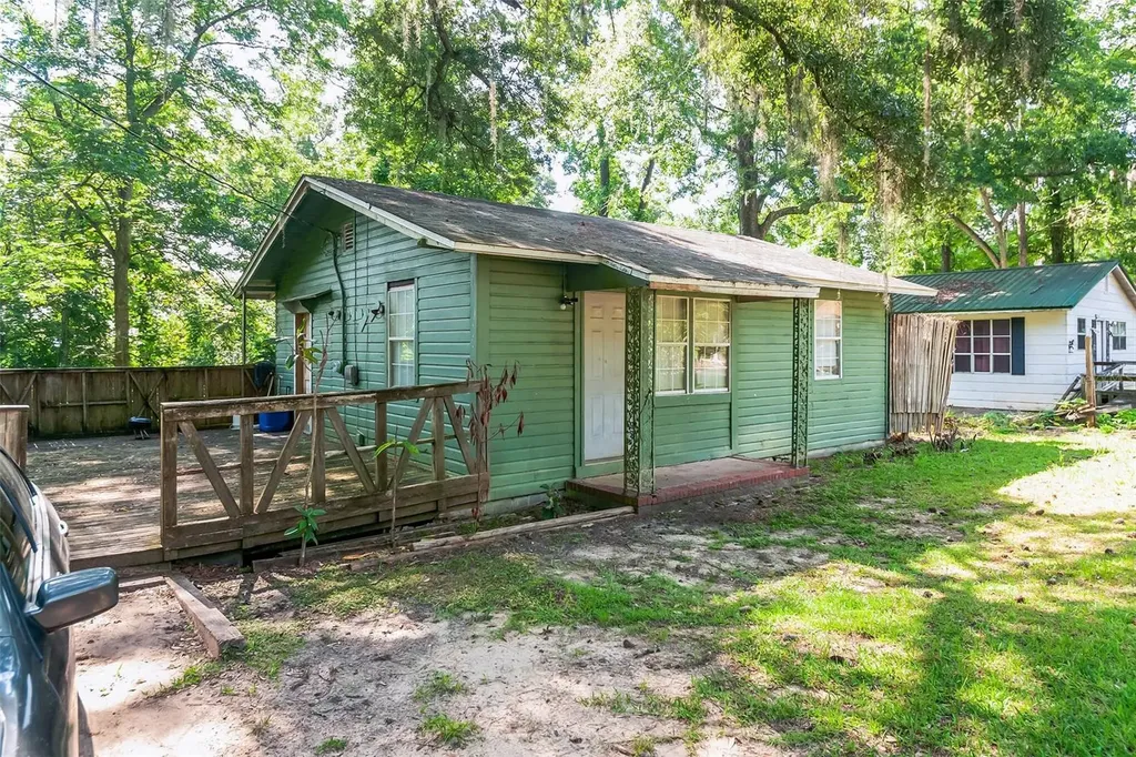 239 Bradley Street Quincy FL 32351
