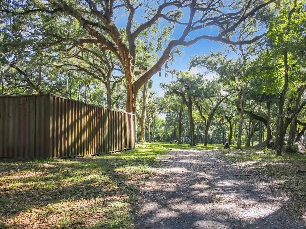 4544 Cr 673 Bushnell FL 33513