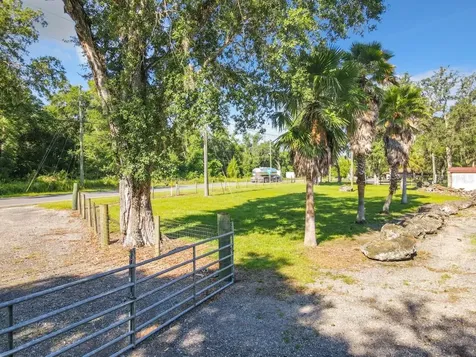 4544 Cr 673 Bushnell FL 33513