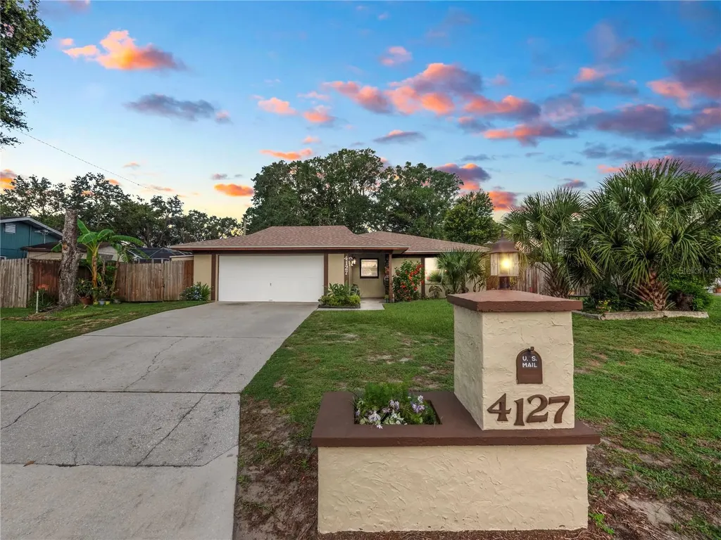 4127 El Camino Real E Lakeland FL 33813