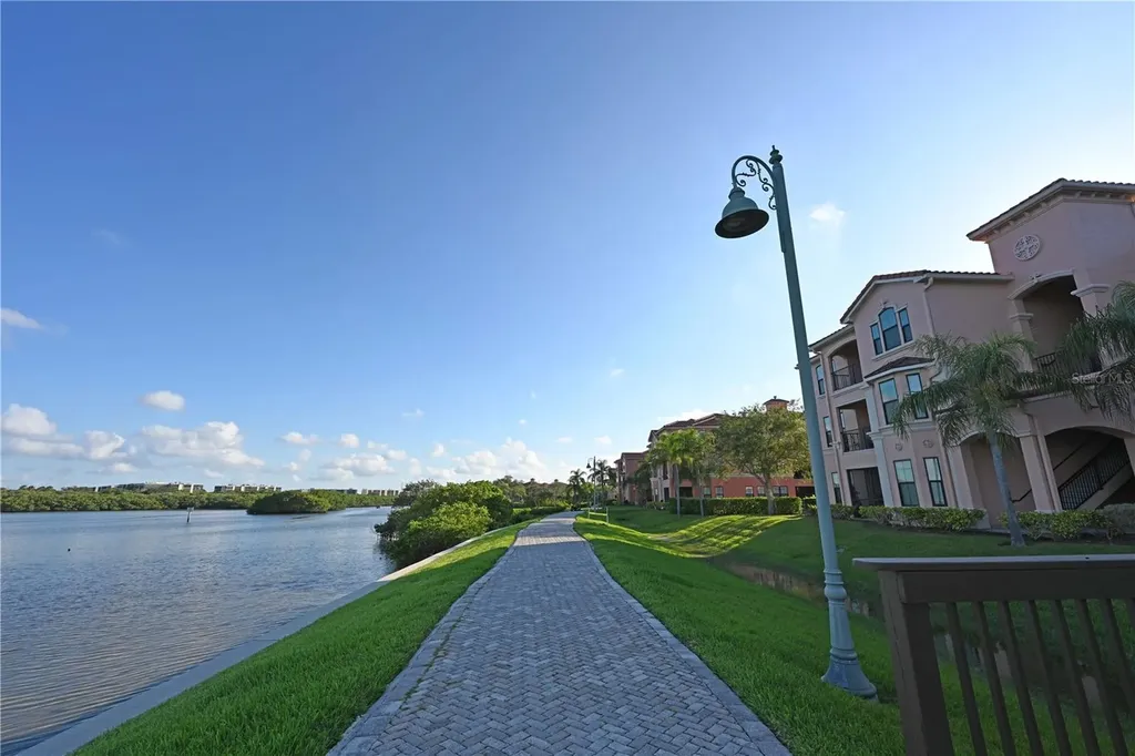 2755 Via Capri Drive Clearwater FL 33764
