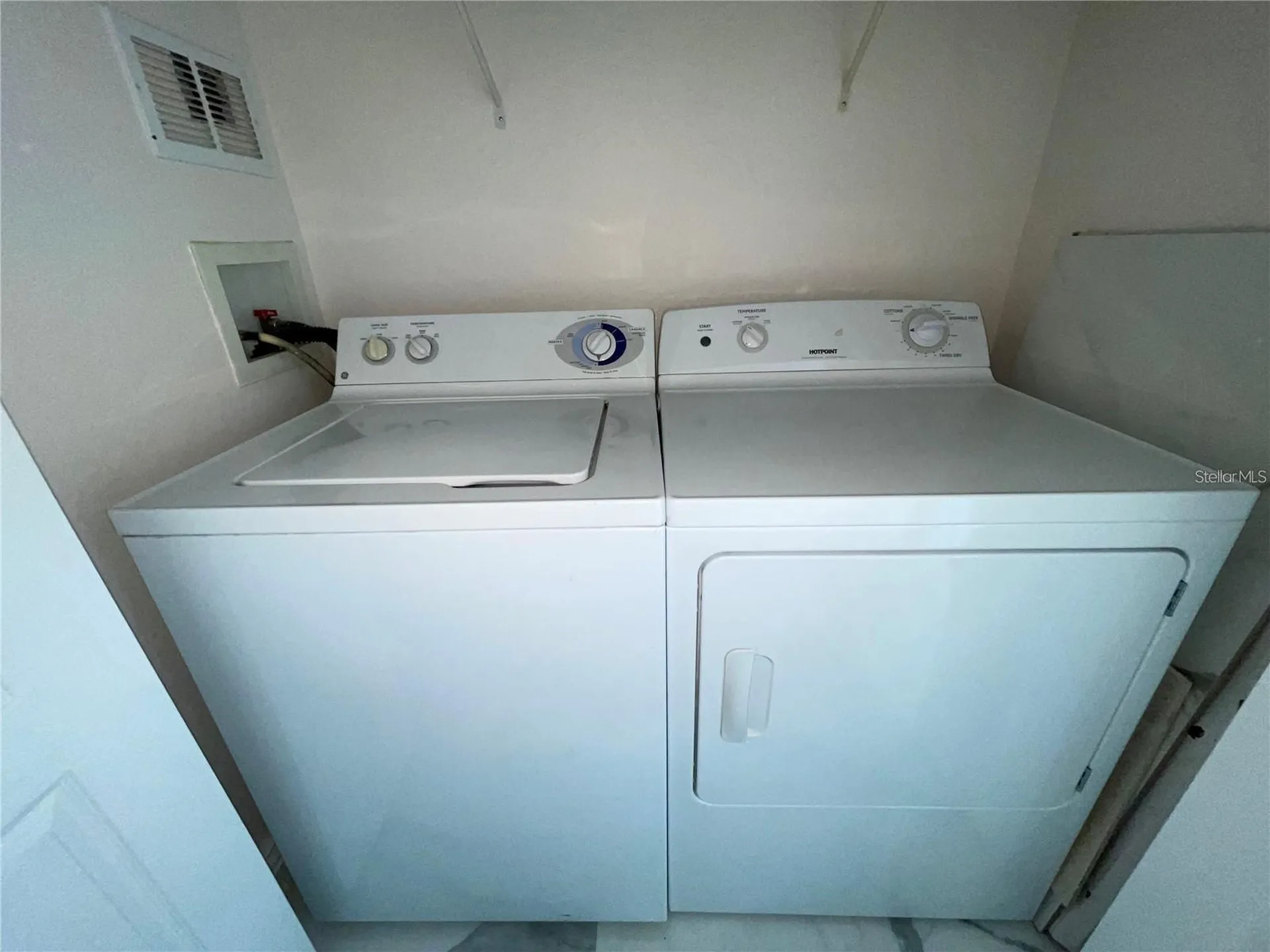 2755 Via Capri Drive Clearwater FL 33764