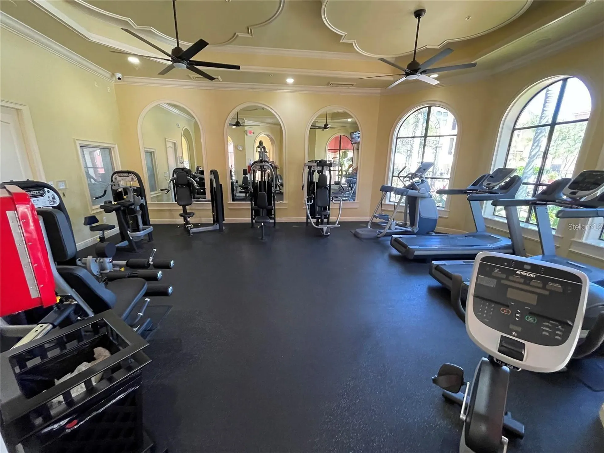2755 Via Capri Drive Clearwater FL 33764