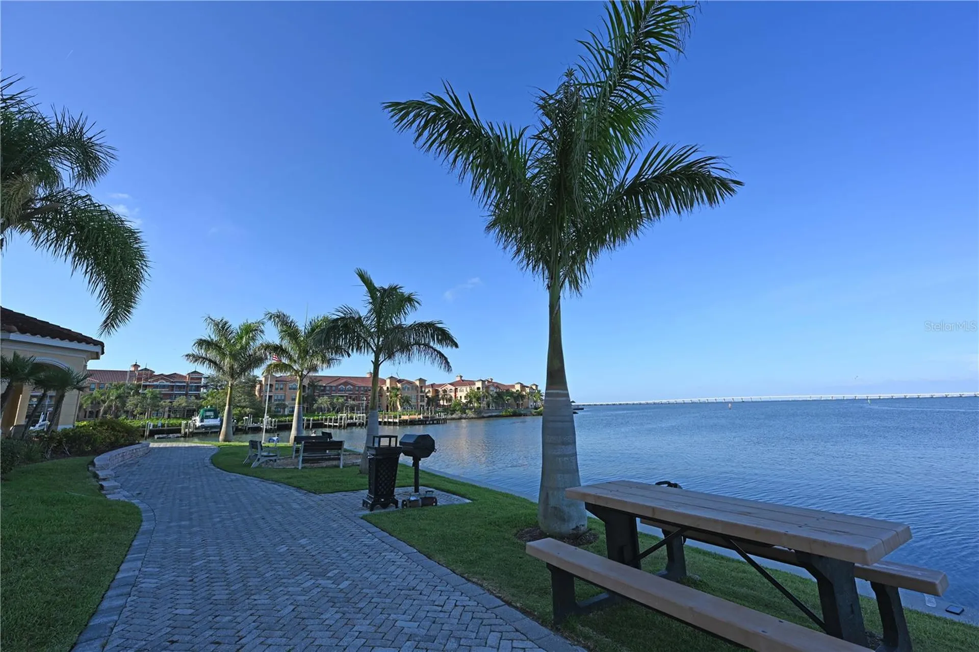 2755 Via Capri Drive Clearwater FL 33764