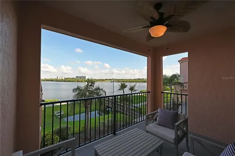 2755 Via Capri Drive Clearwater FL 33764