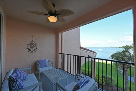 2755 Via Capri Drive Clearwater FL 33764