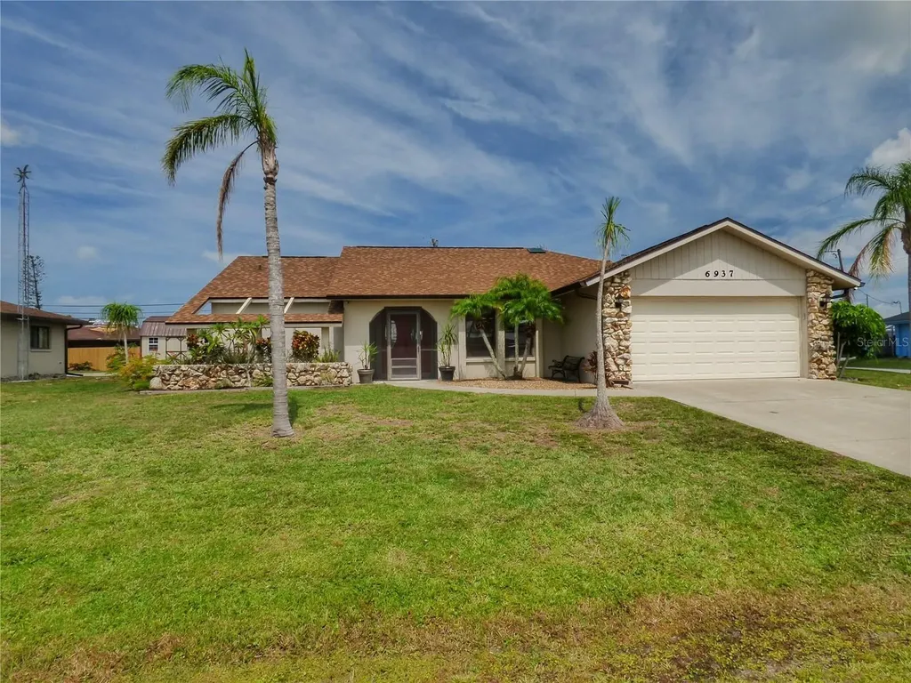 6937 Mamouth Street Englewood FL 34224