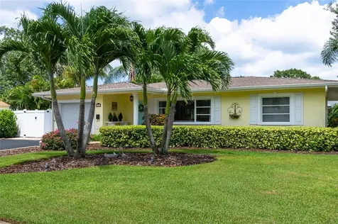 4301 Maple Street NE St Petersburg FL 33703