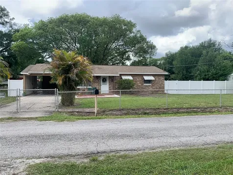 7216 N Lincoln Avenue Tampa FL 33614