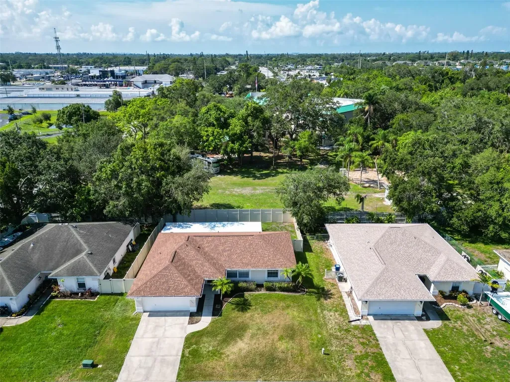 3207 40th Avenue W Bradenton FL 34205