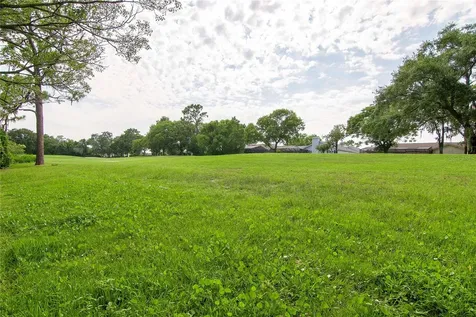 13015 Club Drive Hudson FL 34667