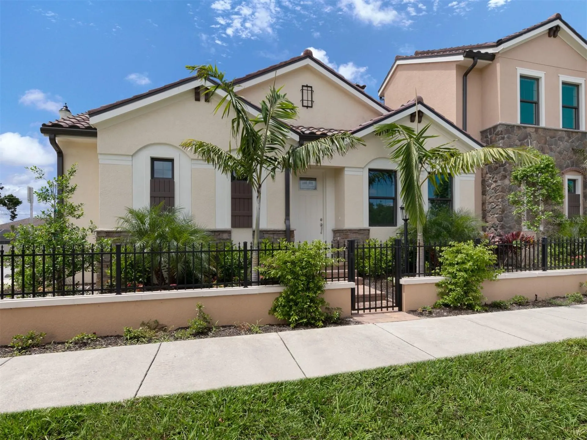 938 E Venice Avenue Venice FL 34285