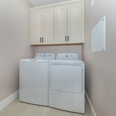 938 E Venice Avenue Venice FL 34285