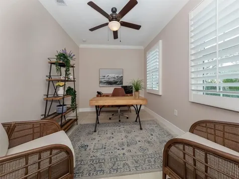 938 E Venice Avenue Venice FL 34285