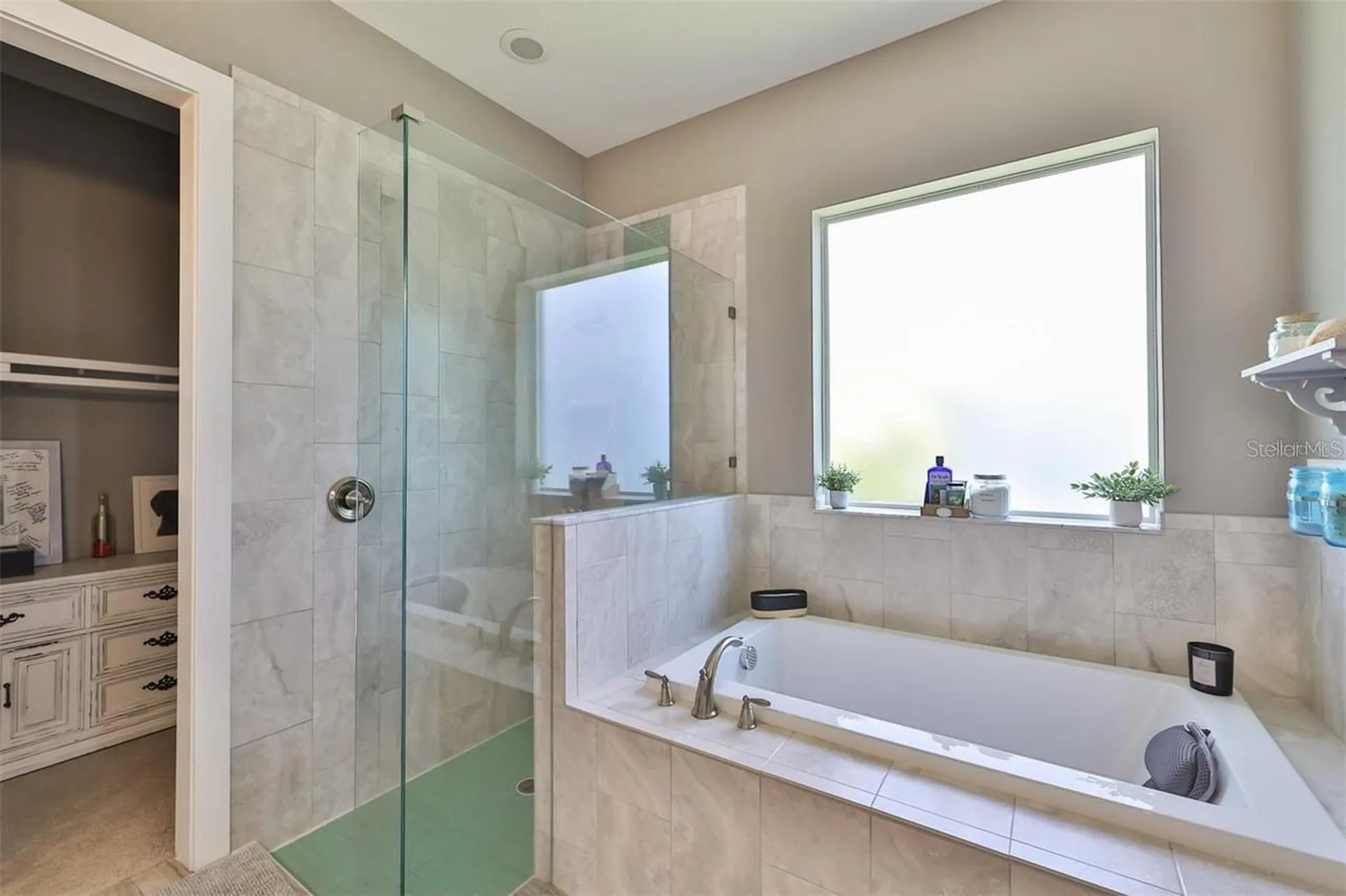 421 Bahama Grande Boulevard Apollo Beach FL 33572