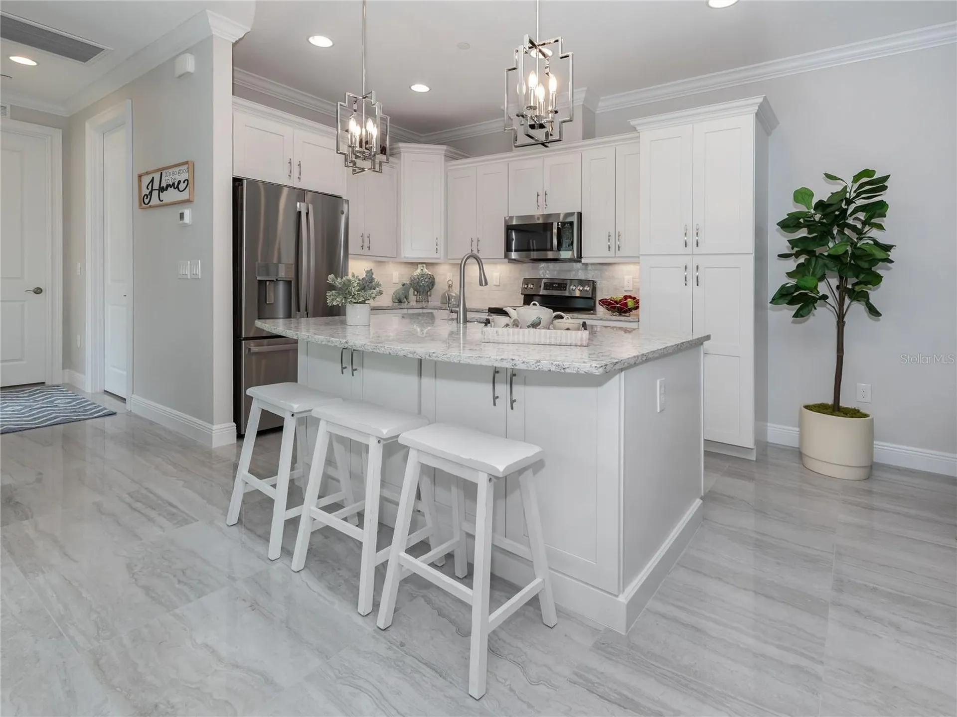 934 E Venice Avenue Venice FL 34285