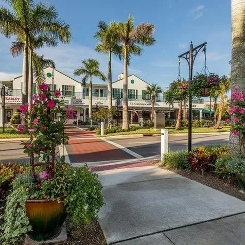 934 E Venice Avenue Venice FL 34285