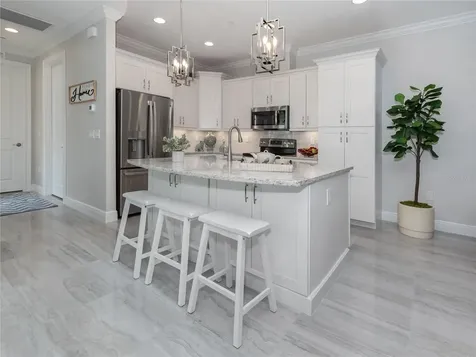 934 E Venice Avenue Venice FL 34285