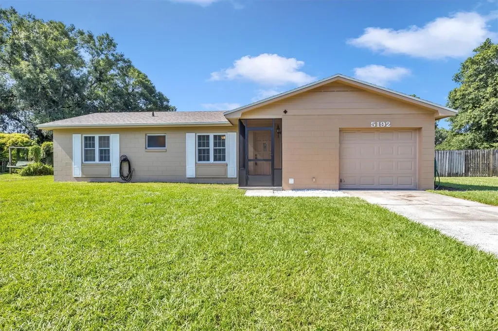 5192 Black Birch Trail Mulberry FL 33860