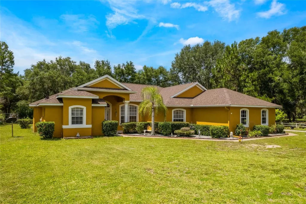 8212 Treasure Island Road Leesburg FL 34788
