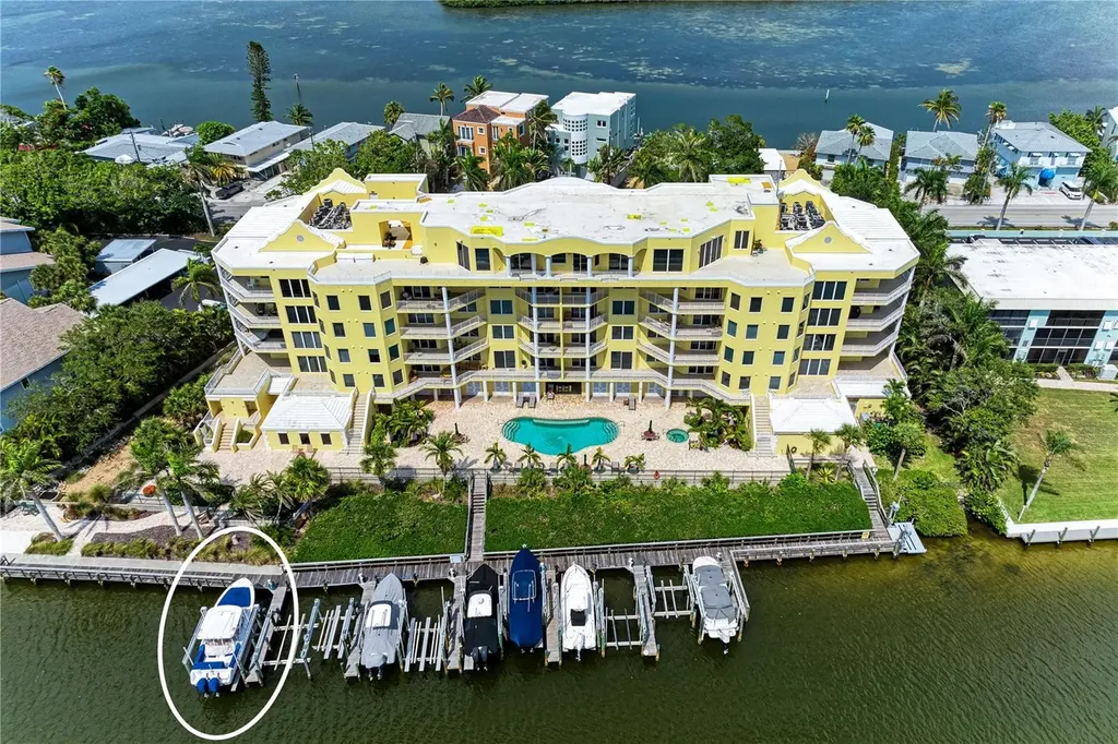 9122 Midnight Pass Road Sarasota FL 34242