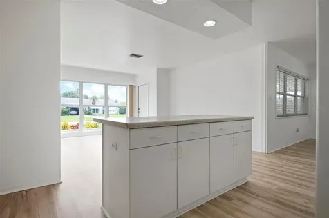 2123 Crampton Avenue Sarasota FL 34235