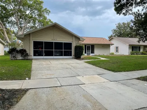 1657 Glengarry Drive Palm Harbor FL 34684