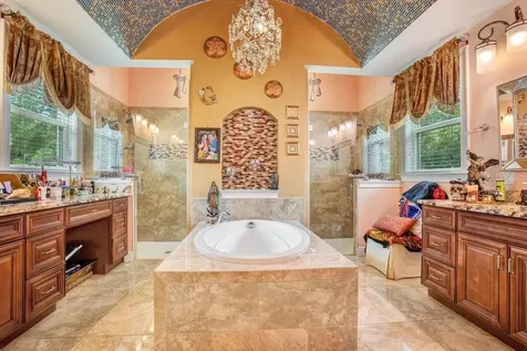 314 W Kelly Park Road Apopka FL 32712