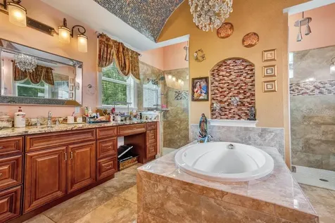 314 W Kelly Park Road Apopka FL 32712