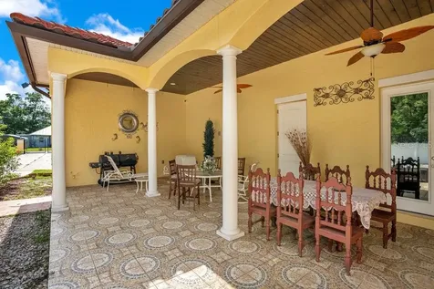 314 W Kelly Park Road Apopka FL 32712