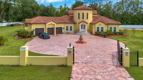 314 W Kelly Park Road Apopka FL 32712
