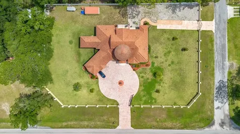 314 W Kelly Park Road Apopka FL 32712